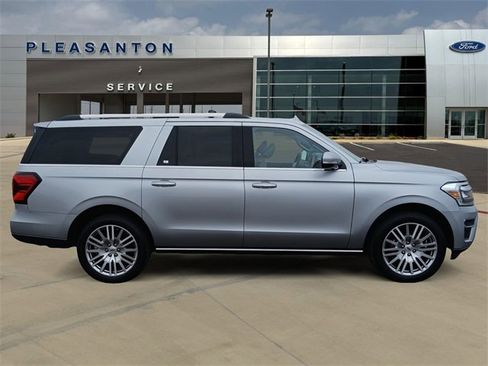 Used 2024 Ford Expedition Max Limited image 6