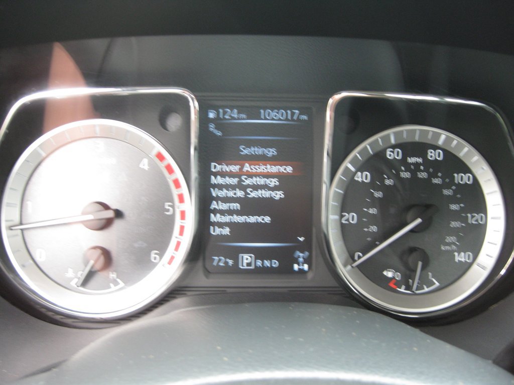 Used 2017 Nissan Titan SV AWD/4WD image 19