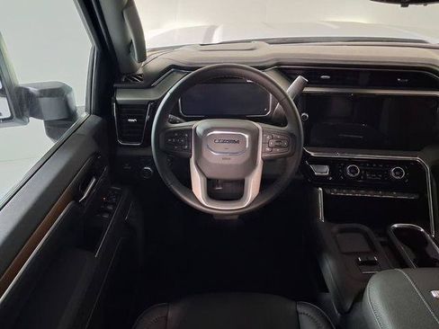 New 2026 GMC Sierra 3500 Denali w/ Denali Reserve Package AWD/4WD image 13