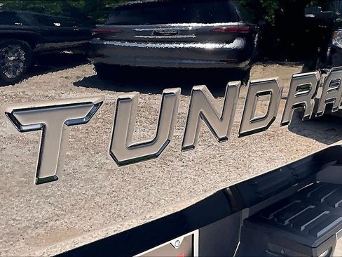 Used 2025 Toyota Tundra Limited w/ Power Package RWD image 31