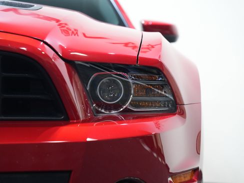 Used 2013 Ford Mustang Shelby GT500 w/ Electronics Pkg image 10