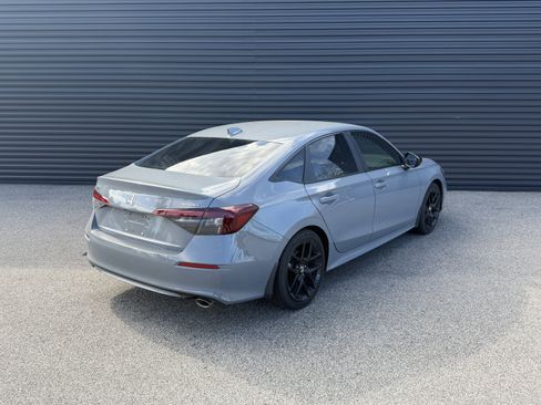 Used 2025 Honda Civic Sport image 9