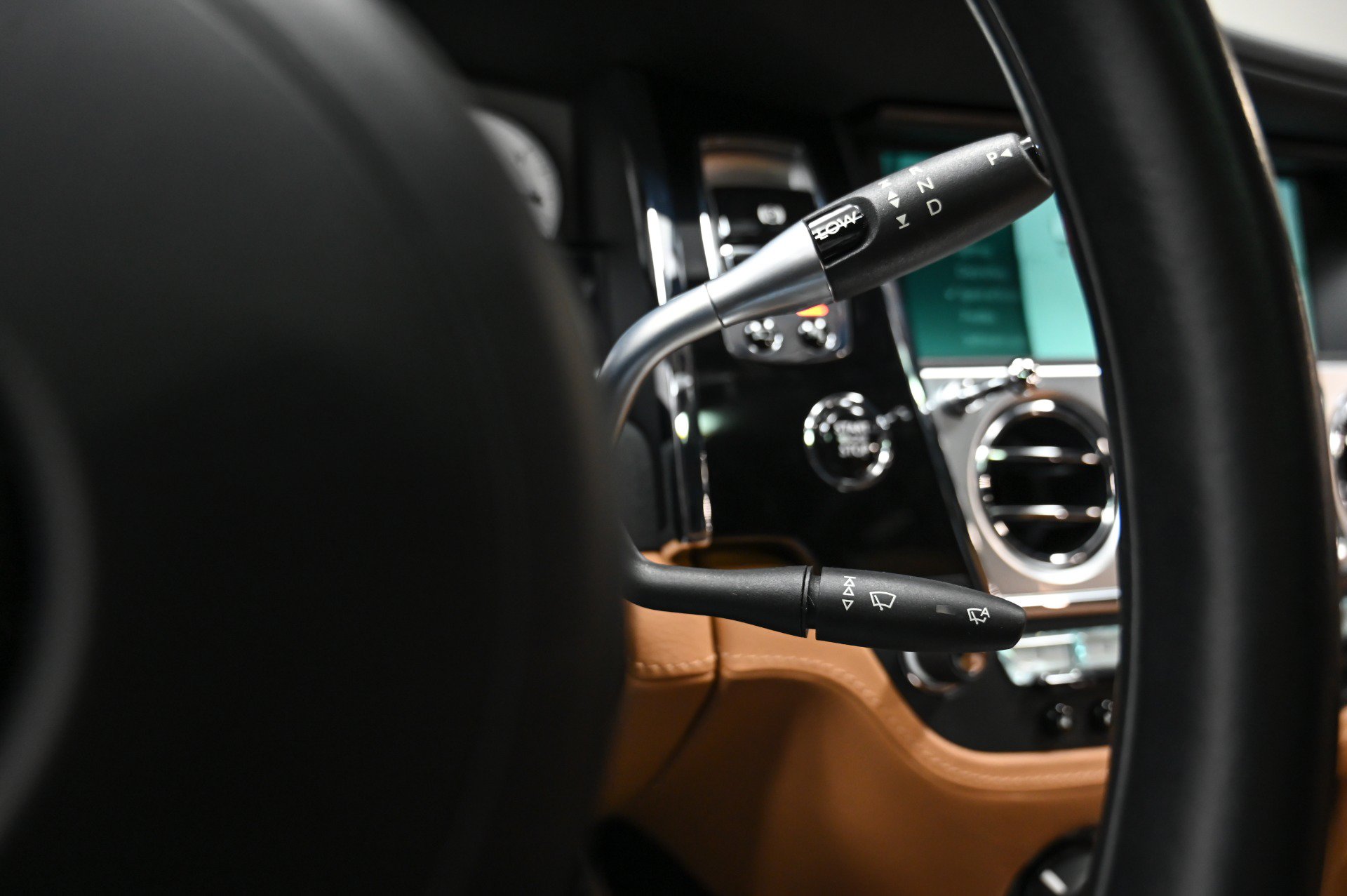 Used 2015 Rolls-Royce Ghost RWD image 46
