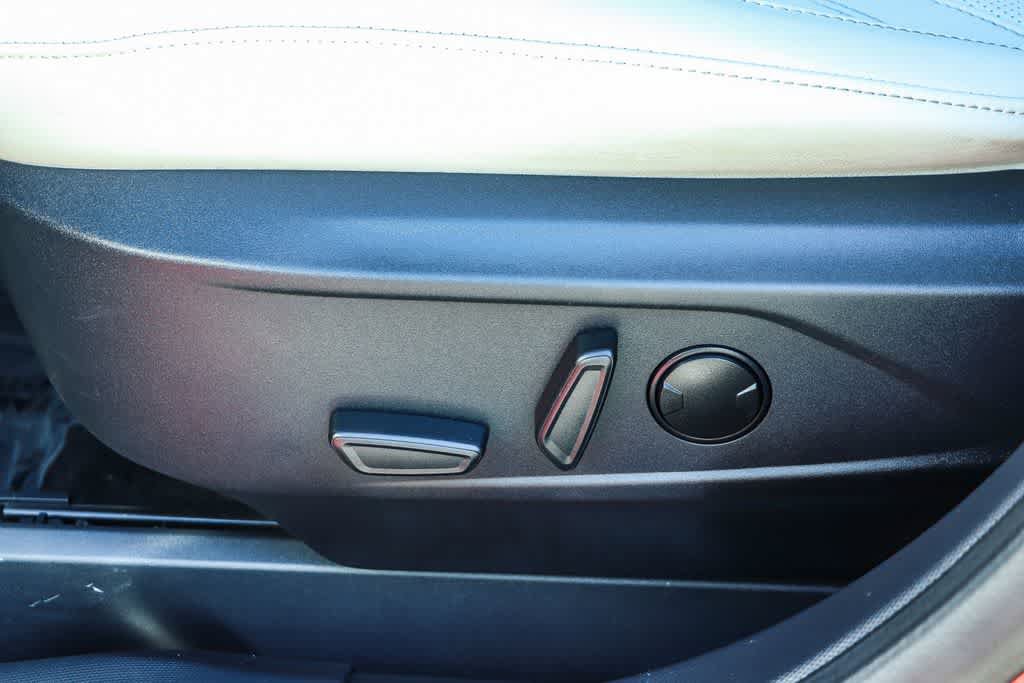 Used 2021 Ford Mustang Mach-E Premium RWD image 22