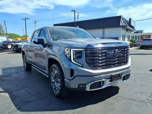 Used 2024 GMC Sierra 1500 Denali Ultimate AWD/4WD image 3