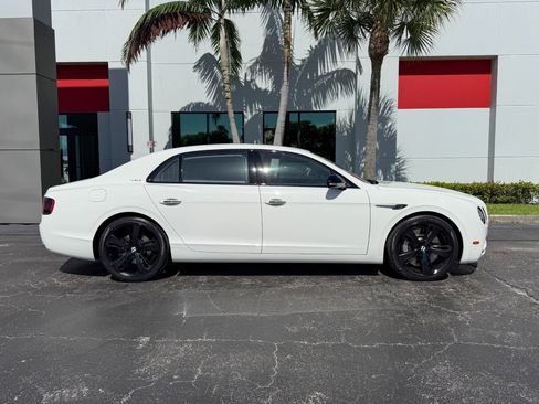 Used 2018 Bentley Flying Spur S W12 AWD/4WD image 3