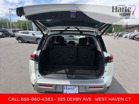 Certified 2023 Nissan Pathfinder Platinum AWD/4WD image 23