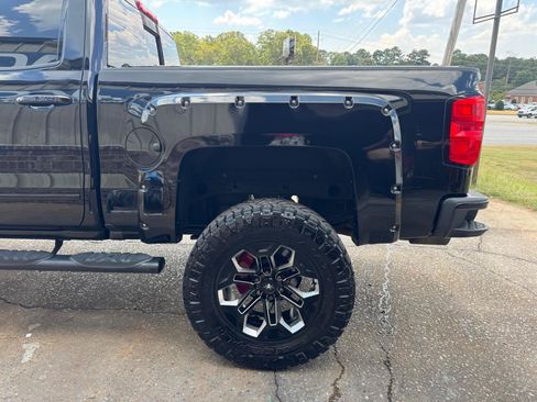 Used 2017 Chevrolet Silverado 1500 LT w/ All Star Edition AWD/4WD image 14
