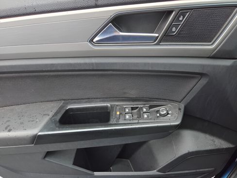 Used 2019 Volkswagen Atlas S FWD image 25