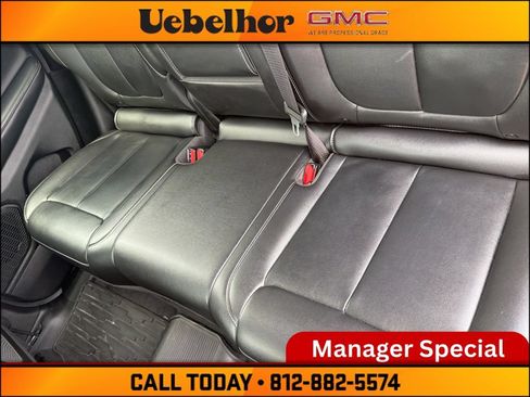 Used 2023 Jeep Grand Cherokee Limited w/ Trailer Tow Prep Group (B) AWD/4WD image 19