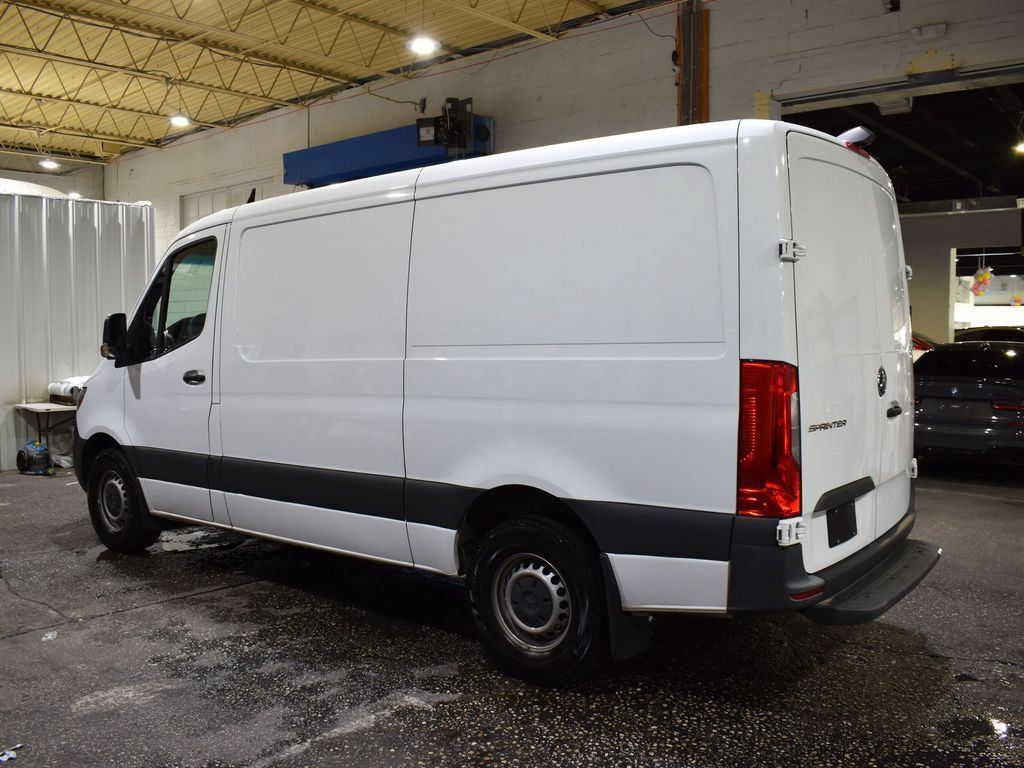 Used 2024 Mercedes-Benz Sprinter 2500 w/ Acoustic Package image 9