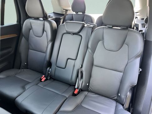 Used 2024 Volvo XC90 B5 Plus image 22