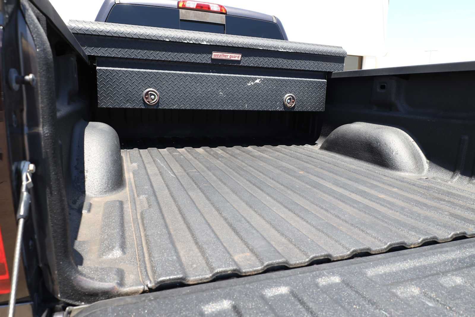 Used 2015 Chevrolet Silverado 2500 LTZ w/ Duramax Plus Package AWD/4WD image 59