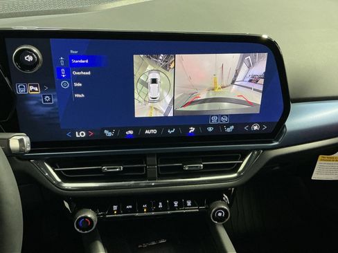 New 2026 Chevrolet Equinox EV LT image 27