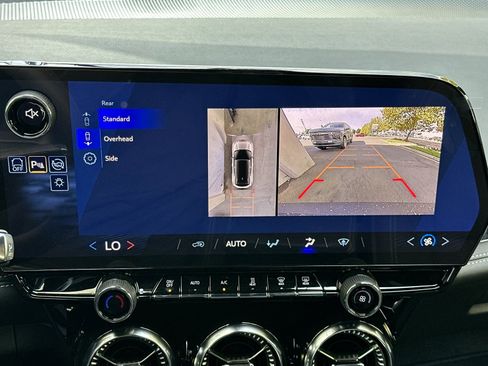 Used 2026 Chevrolet Blazer EV LT image 23