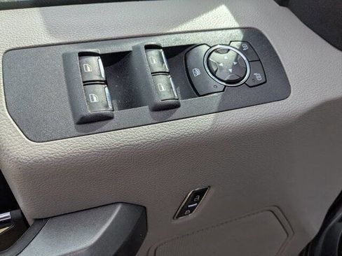 Used 2018 Ford F150 XLT image 14