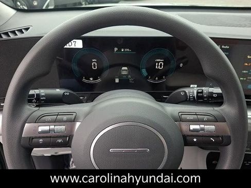 New 2026 Hyundai Kona SE image 9