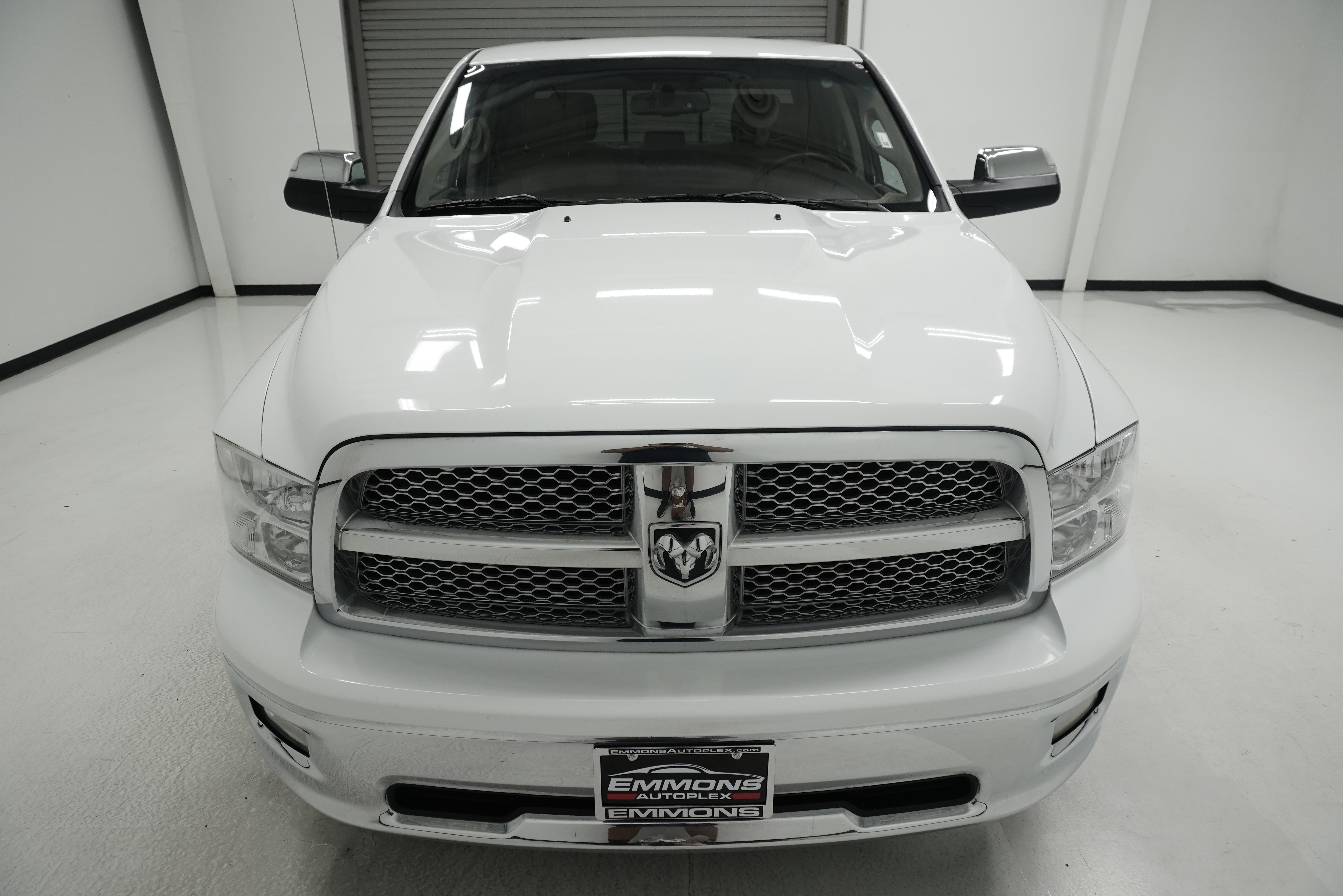 Used 2012 RAM 1500 Laramie RWD image 2