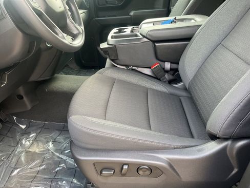 Used 2025 Chevrolet Silverado 1500 Custom Trail Boss image 17