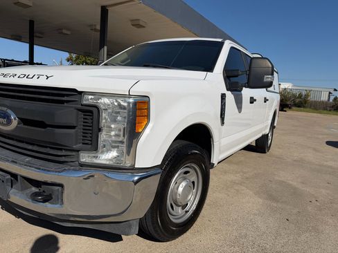 Used 2017 Ford F350 XL image 9