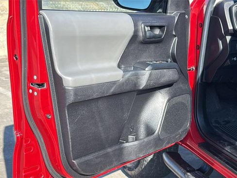 Used 2023 Toyota Tacoma SR image 9