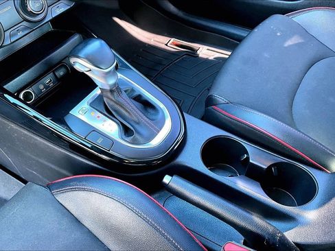 Used 2021 Kia Forte GT image 17