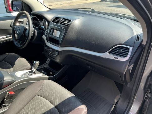 Used 2013 Dodge Journey SXT w/ Flexible Seating Group FWD image 22