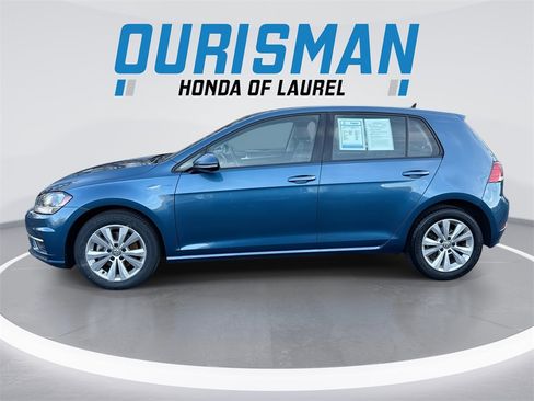 Used 2021 Volkswagen Golf 4-Door image 5