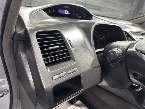 Used 2009 Honda Civic DX-VP image 15