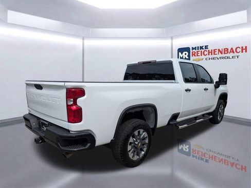 Used 2024 Chevrolet Silverado 2500 Custom w/ Custom Value Package AWD/4WD image 4