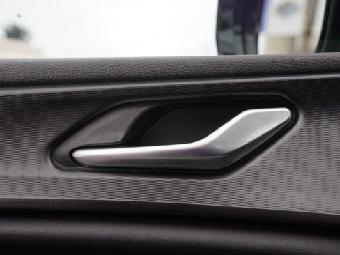 Used 2023 Jeep Grand Cherokee L Laredo image 8