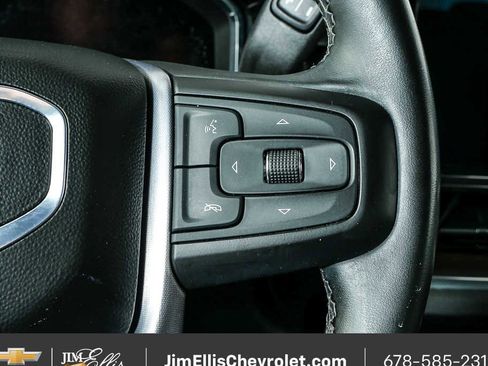 Used 2025 GMC Sierra 1500 SLT image 11