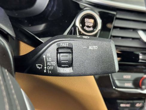 Used 2023 BMW 530i xDrive 530i xDrive w/ Convenience Package image 24