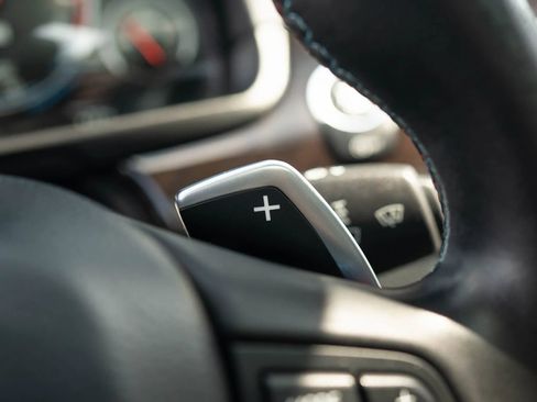 Used 2013 BMW M5 w/ Executive Pkg image 38