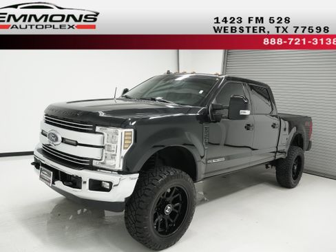 Used 2019 Ford F250 Lariat w/ Lariat Ultimate Package AWD/4WD image 1