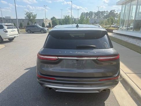 Used 2022 Lincoln Corsair AWD w/ Premium Package image 7