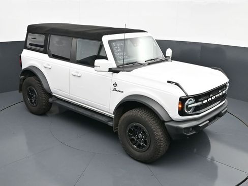 Used 2021 Ford Bronco Outer Banks w/ Sasquatch Package AWD/4WD image 20
