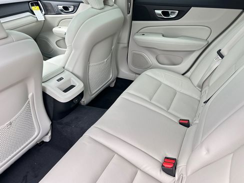 New 2026 Volvo V60 B5 Cross Country Plus w/ Climate Package image 12