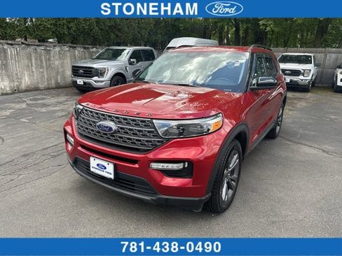 Used 2022 Ford Explorer XLT w/ Equipment Group 202A image 1