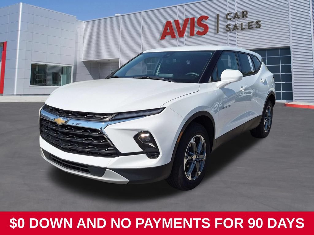 Used 2025 Chevrolet Blazer LT FWD image 1