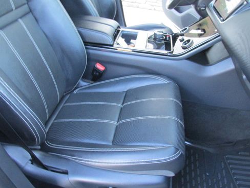 Used 2018 Land Rover Range Rover Velar S image 43