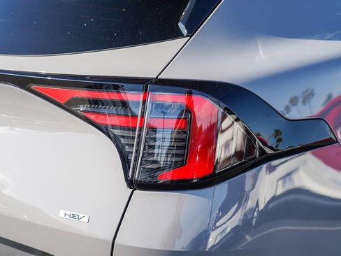 Certified 2026 Kia Sportage EX AWD/4WD image 10