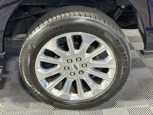 Used 2021 Ford F150 Limited image 12