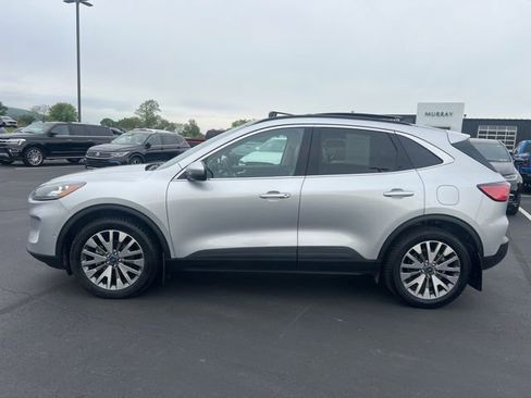 Used 2020 Ford Escape Titanium w/ Titanium Premium Package 2.0 AWD/4WD image 4