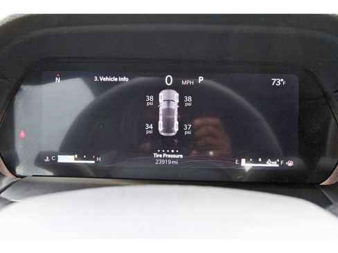 Used 2024 Jeep Grand Cherokee Altitude image 17
