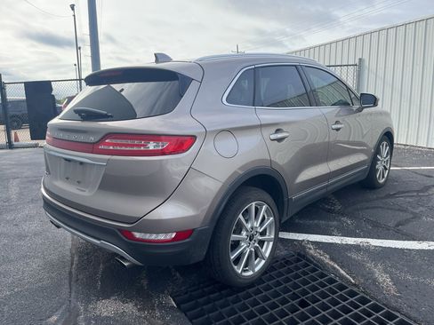 Used 2019 Lincoln MKC Select w/ Select Plus Package FWD image 6