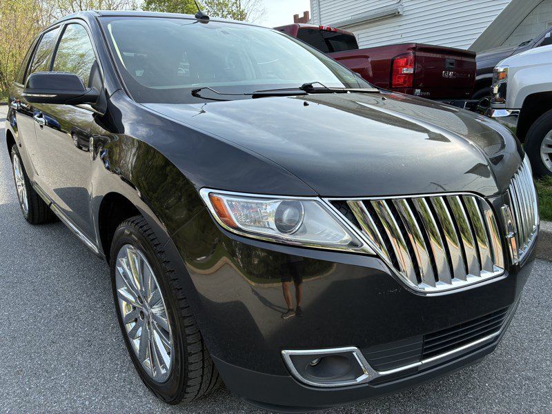 Used 2015 Lincoln MKX AWD w/ Equipment Group 102A image 3