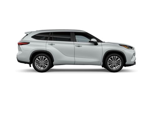 New 2026 Toyota Highlander Platinum image 12