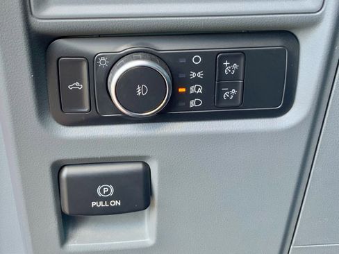 Used 2021 Ford F150 XL w/ Trailer Tow Package image 48