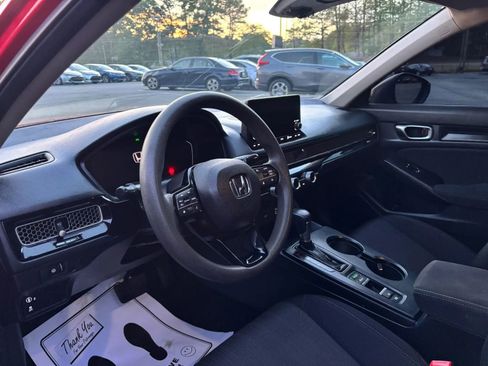 Used 2022 Honda Civic LX image 5